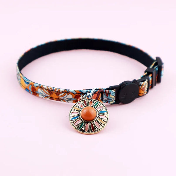 AirTag Cat Collar,Integrated GPS Cat Collar with Air Tag Holder & Bell,Adjustable Breakaway Cat Collar for Girl Boy Cats Puppies