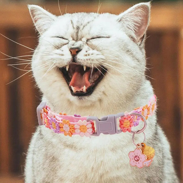 Kitten Collar Breakaway Adjustable Dog Collar with Bell Pet Supplies Cat Accessories Cute Kitten Costume Neck Decor for Puppy